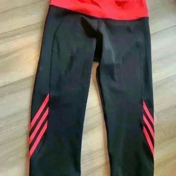 Adidas Originals Black &  Pink Cropped Leggings Size M - Picture 4 of 4
